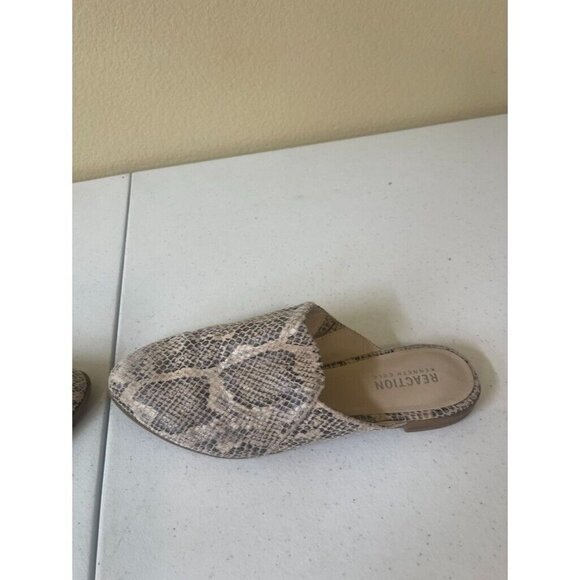 Kenneth Cole Reaction Ruthie 2 Slip On Mules Flats Snake Print Sz 7 - Picture 13 of 16